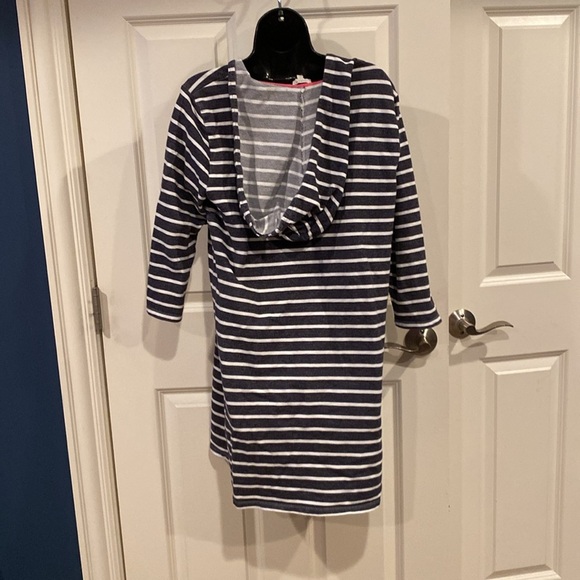 Medium Talbots gray hoodie stripe bathing suit coverup - 100% cotton - Picture 2 of 4